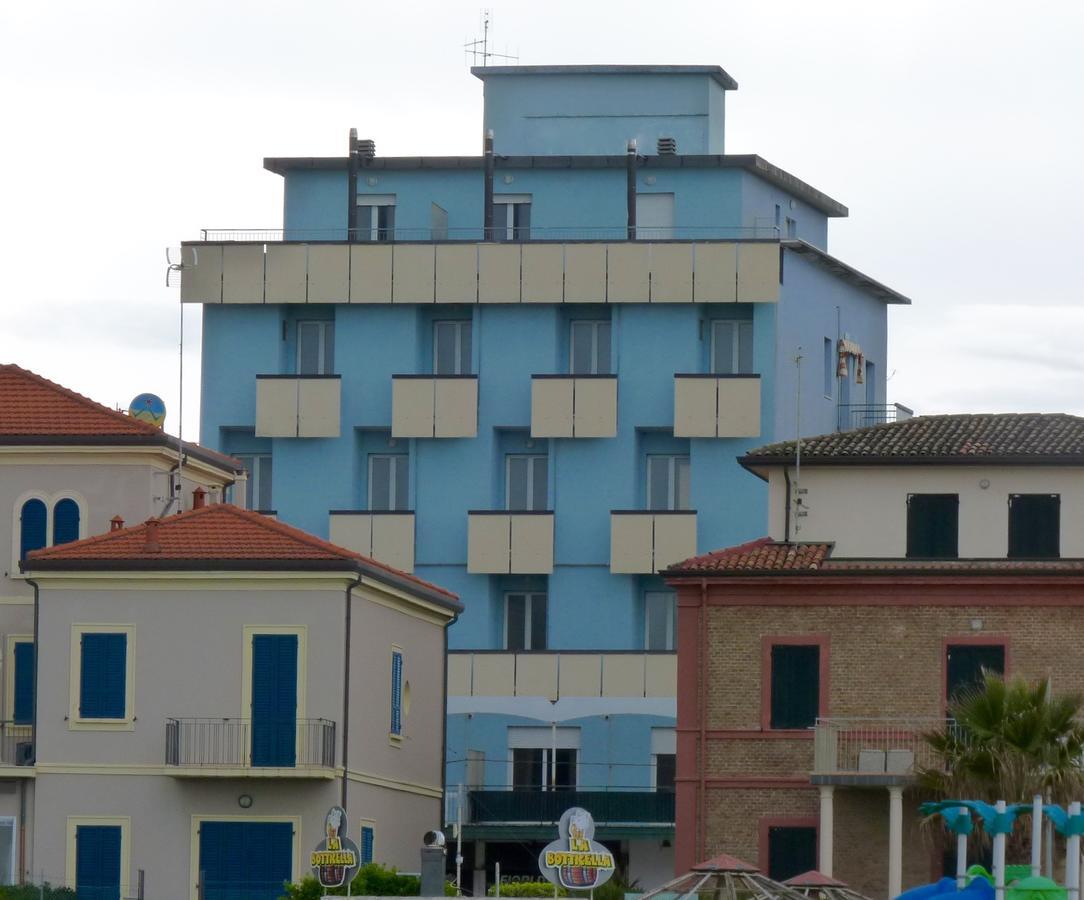 Residence Doral Rimini Exterior foto